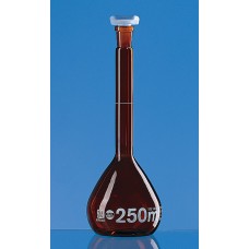 BALÃO VOLUMÉTRICO 50 mL EM VIDRO AMBAR CL. A C/ TAMPA EM PP BRAND